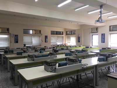 綜合電子實驗室